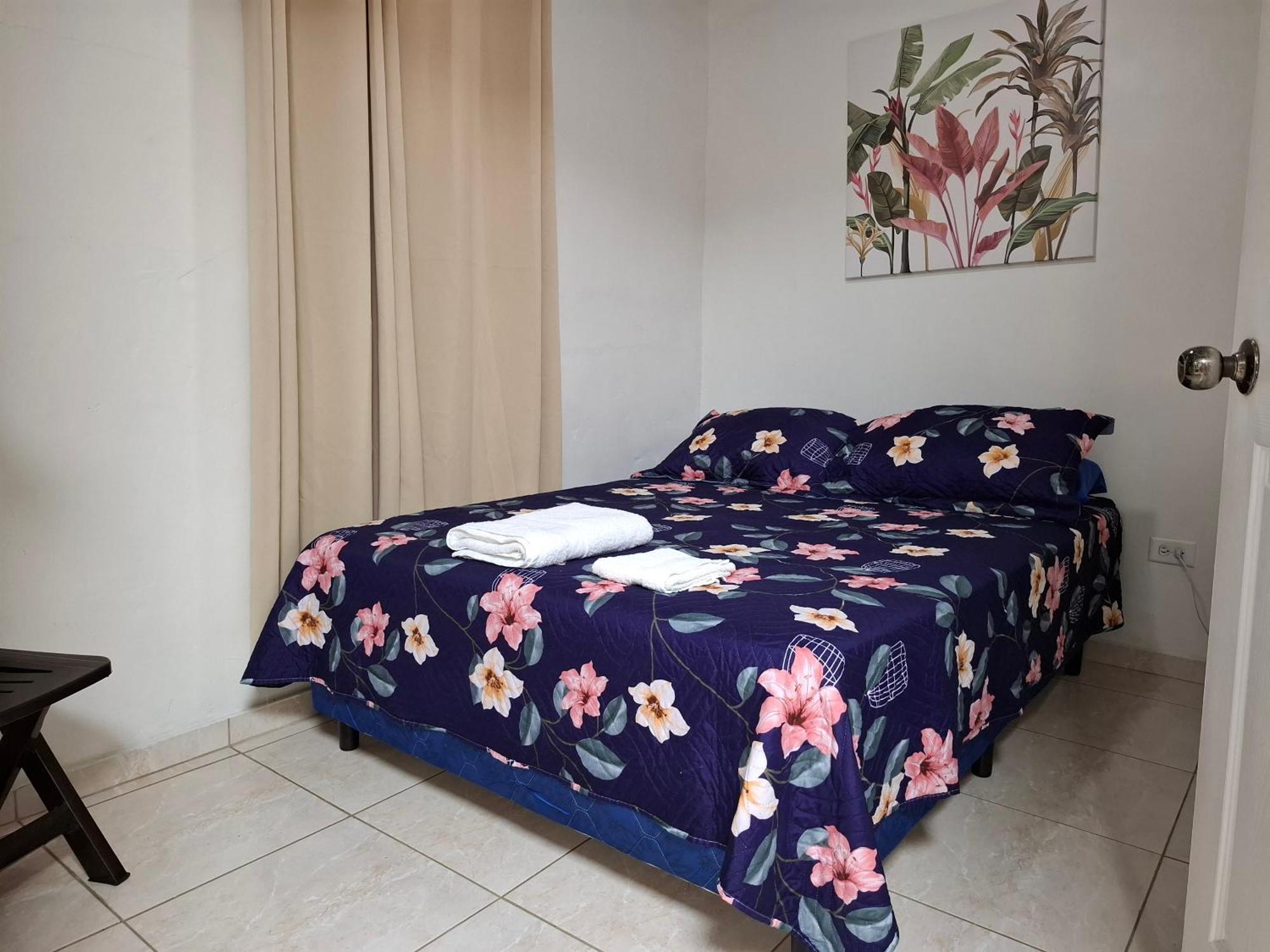 Ferienwohnung Lilia House 15 Minutos Aeropuerto Panama Stadt Zimmer foto